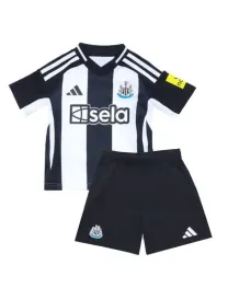 Newcastle United Domicile 2024/25 Junior Kit